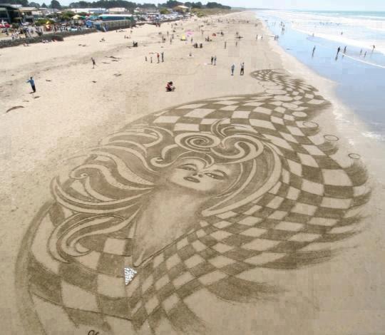Photo:  big sand art  4